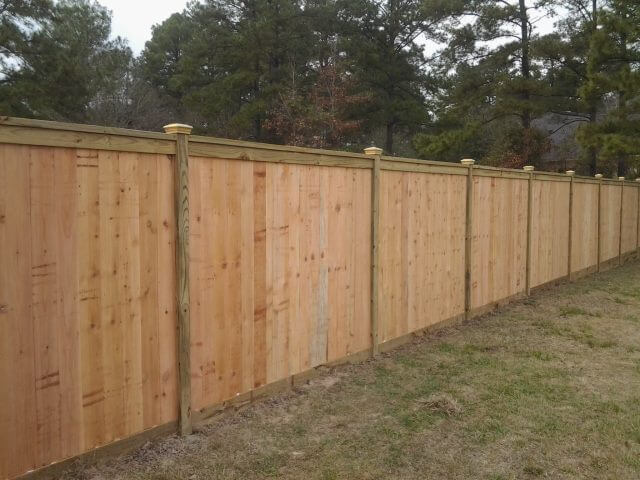 wood fence contractor